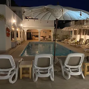 Apartamento Casa Holandaluzas Near Beach, With Salt Water Pool And Private Parking Marbella
